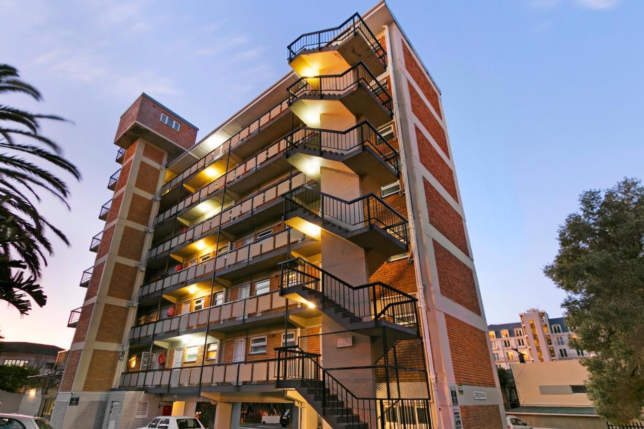 Greenpark 202 By Host Agents *
